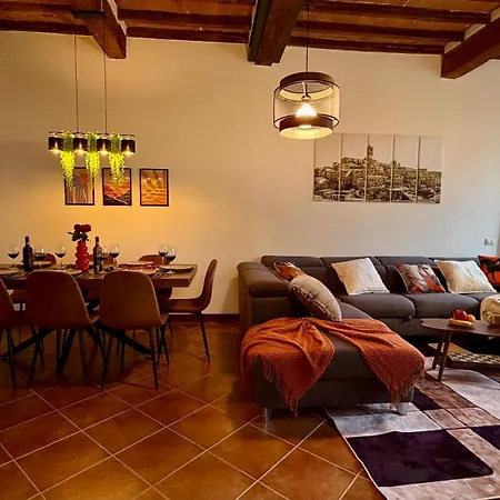 Exclusive Retreat For Groups - Duomo View - 3 Bedrooms - Gaming * Сієна