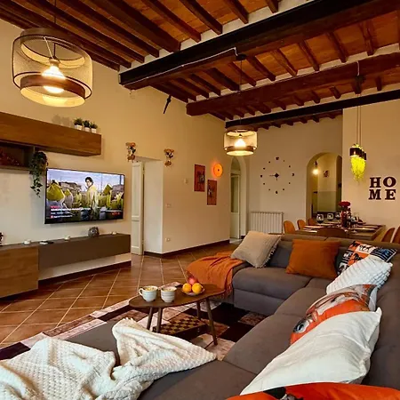Апартаменти Exclusive Retreat For Groups - Duomo View - 3 Bedrooms - Gaming